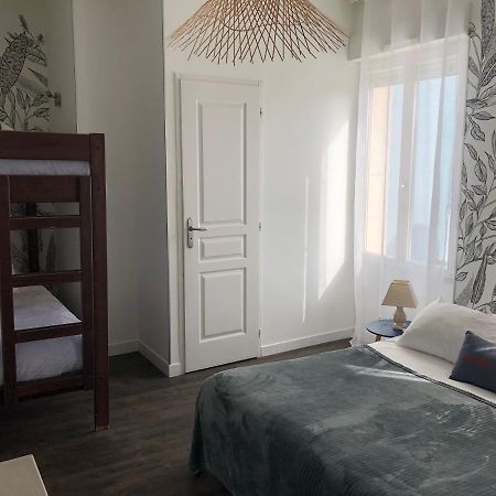 Hotel Restaurant L'Atelier Des Cousins Chatelaillon-Plage Bagian luar foto