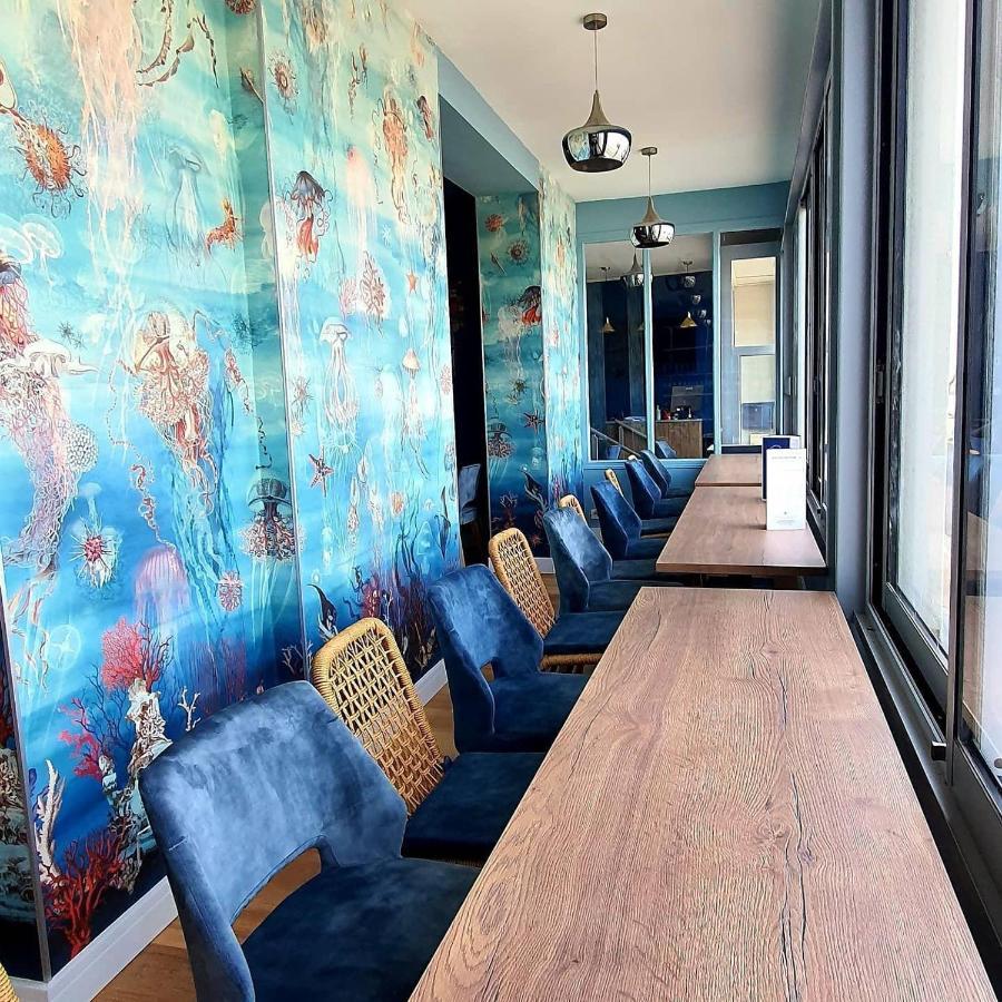 Hotel Restaurant L'Atelier Des Cousins Chatelaillon-Plage Bagian luar foto