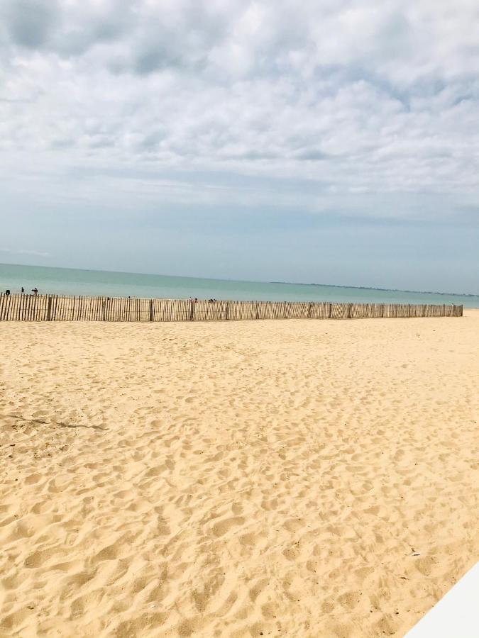 Hotel Restaurant L'Atelier Des Cousins Chatelaillon-Plage Bagian luar foto