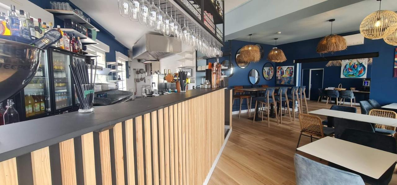 Hotel Restaurant L'Atelier Des Cousins Chatelaillon-Plage Bagian luar foto